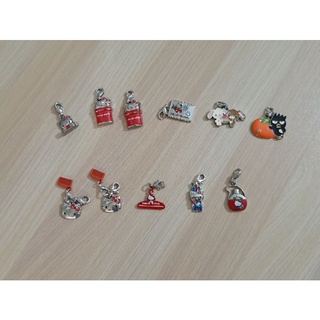 Hello kitty 7-11 經典時尚吊飾 單賣 限量絕版珍藏（還有酷企鵝、蜜糖邦尼款式）