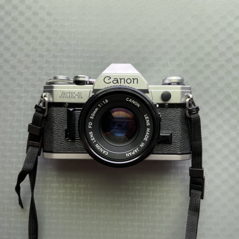 📷攝影器材📷 Canon AE-1 非AE1-P 搭配 FD 50mm f/1.8 底片相機 經典 扎實手感 新手入門