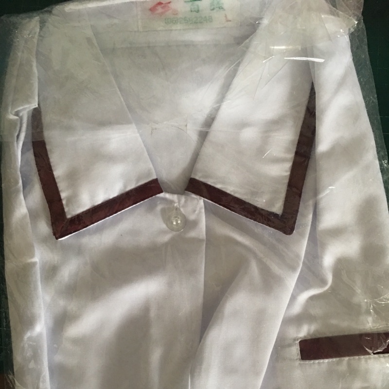台南高商女生夏季短袖制服
