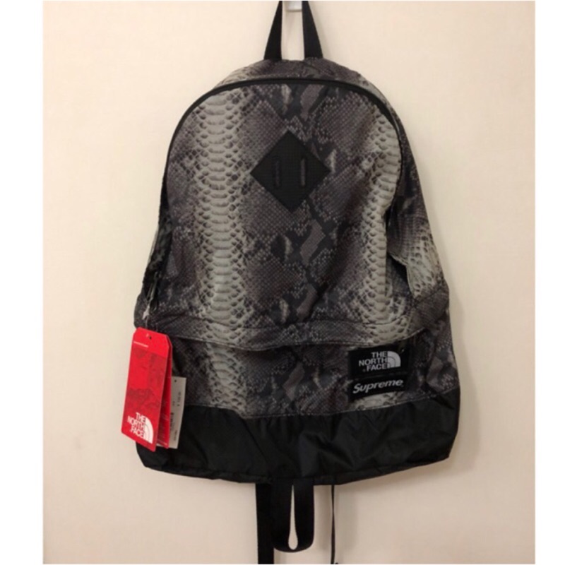 18ss Supreme x The North Face TNF backpack Snakeskin 後背包 蛇紋