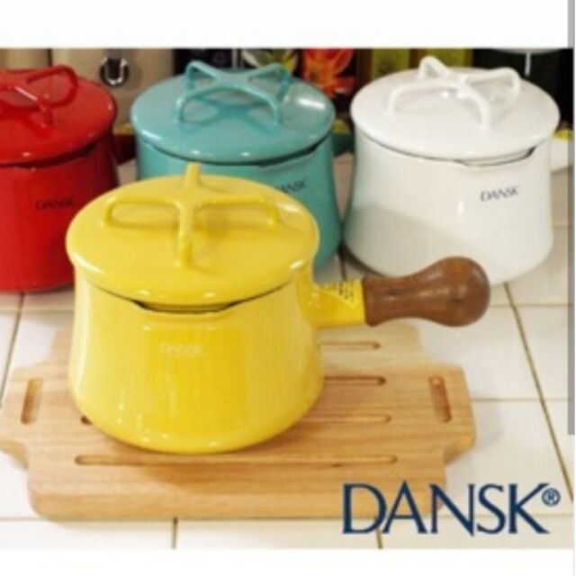 🌟【現貨再降價】DANSK 黃色琺瑯牛奶鍋（含蓋唷）/泡麵鍋/燉煮 13cm大特價1600！！！