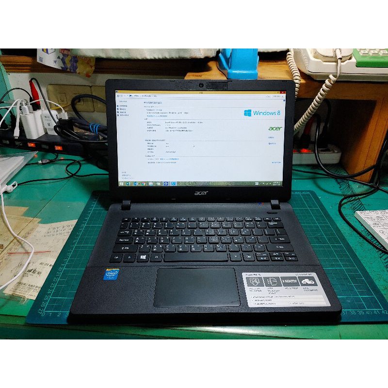 二手 Acer ES1-331-C30P(黑) 13吋 (2G/32G) 文書看Youtube筆電（含硬碟）