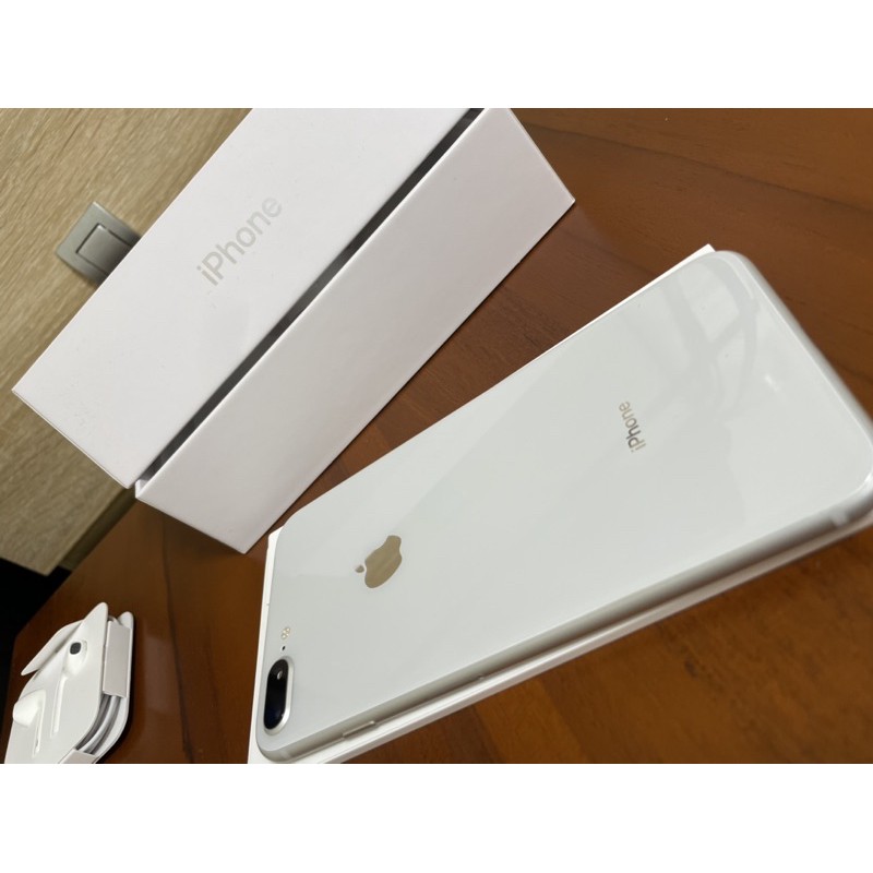 IPHONE 8 PLUS 64G 銀（二手）（台北縣市可面交）