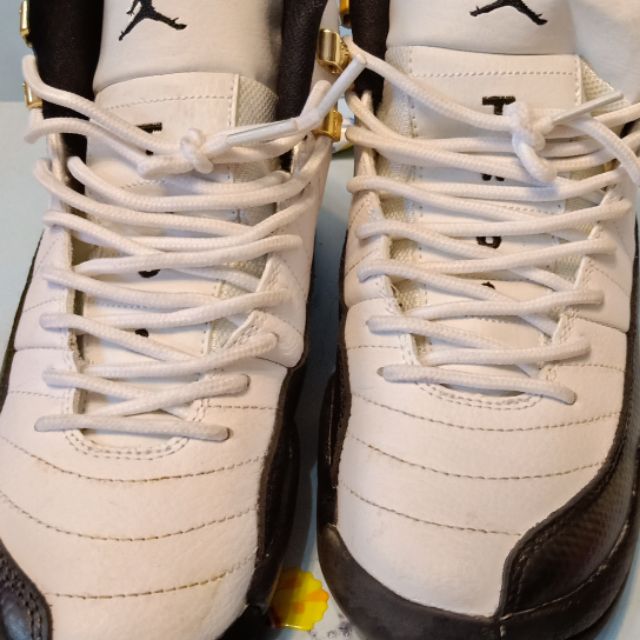 Jordan 12代白黑籃球鞋，女生尺寸