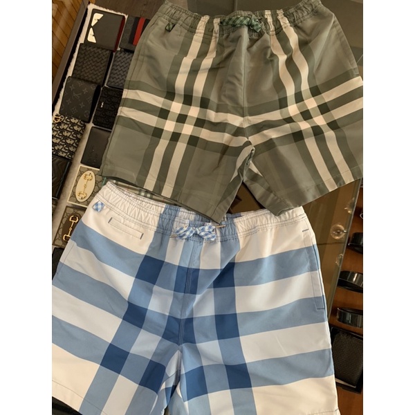 Limit精品✔️Burberry 經典 灰綠色 天空藍格紋設計 男生海灘褲 短褲