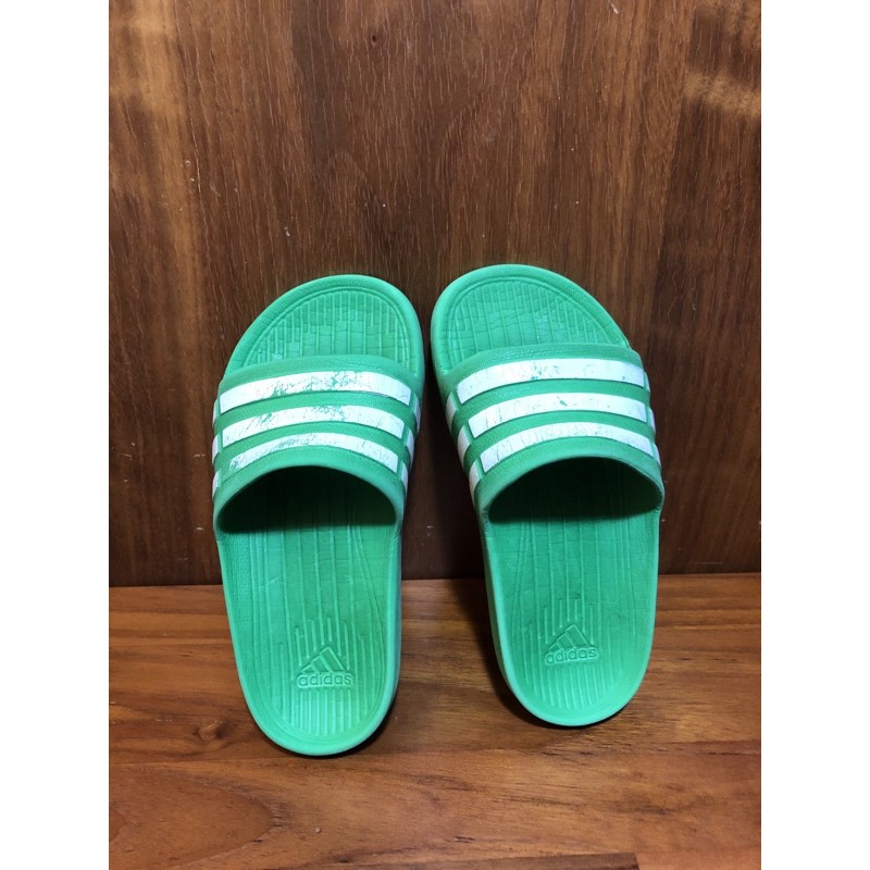 愛迪達 阿迪達斯 正品保證 adidas 二手 兒童 拖鞋 k12 綠 三條線 室內拖 運動拖鞋 涼鞋 游泳 拖鞋 二手