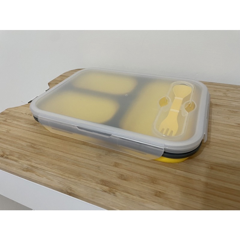 [全新］密封三格矽膠折疊分格飯盒學生微波爐午餐盒便攜可加熱便當盒