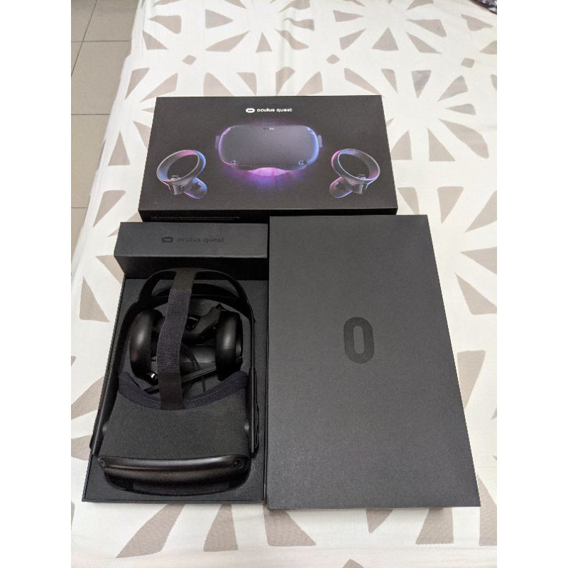 Oculus Quest 64g VR頭盔