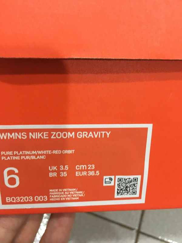 nike zoom gravity 3