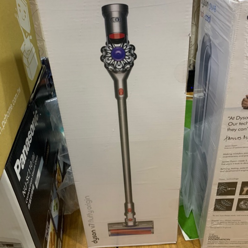 全新未拆封- (限自取)-Dyson V7 Fluffy Origin無線吸塵器