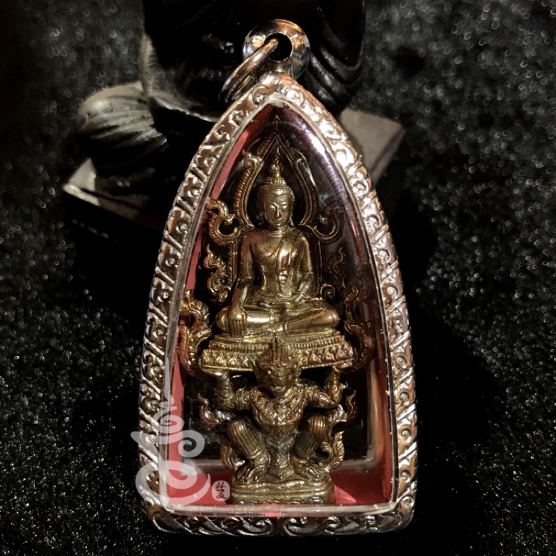 梵天聖佛盦 泰國真品佛牌 - 帕阿提干齋 帕普踏尼彌 猴神哈努曼拱座佛陀 三立起運聖銅金屬材質