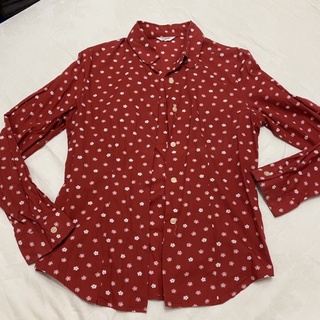日本製白色小碎花紅色有領排扣襯衫