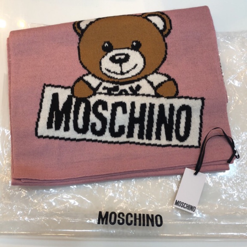 Moschino 粉色圍巾