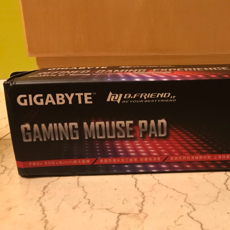 [全新] GIGABYTE 技嘉 Gaming Mouse Pad B.Friend 超大滑鼠墊