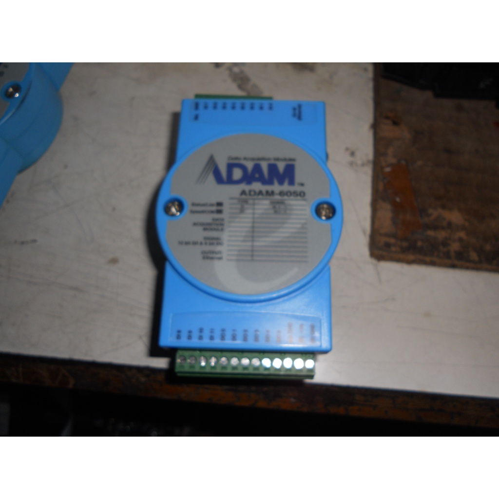 ADVANTECH  研華    ADAM-6050  (後)