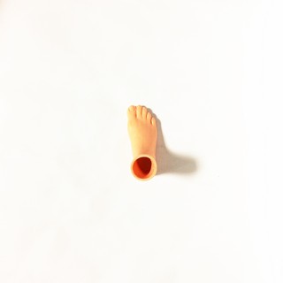 Archie McPhee ONE RIGHT FINGER FOOT LIGHT SKIN TONE 玩具