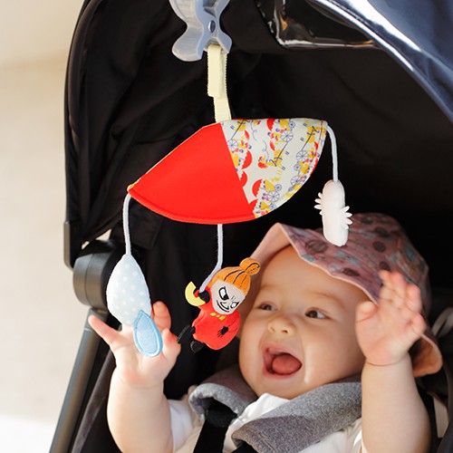現貨Moomin baby 嚕嚕米的寶寶嬰兒玩具-雨傘上的鈴噹旋轉木馬 (手推車/兒童座椅玩具）彌月禮