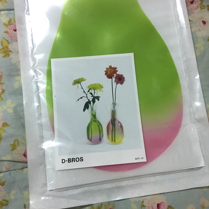 日本原裝進口全新正品d Bros Flowerbases 日潮玩永不破裂 袋裝 花瓶 文創文青新潮搶眼塑膠袋花瓶 蝦皮購物