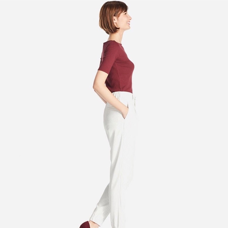 Uniqlo 白色西裝版型直線條縮口褲