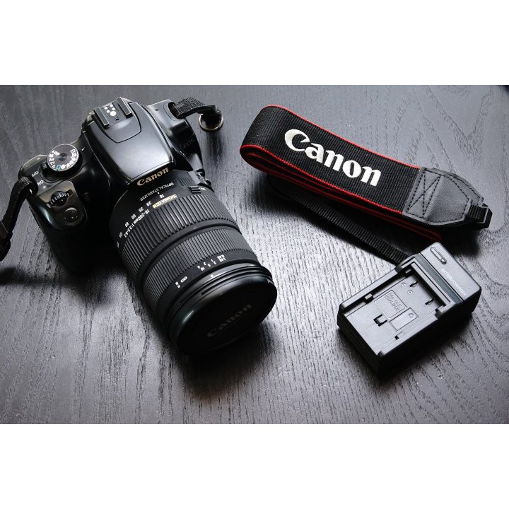 Canon EOS 400D + 18 - 200 mm DC OS