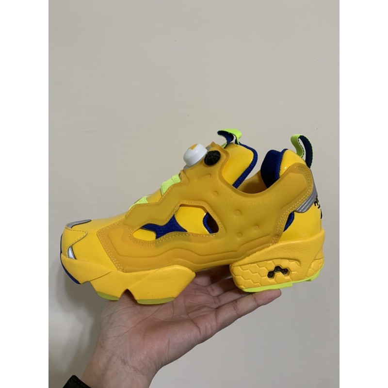 Reebok Instapump Fury Minions 黃小小兵 充氣 神偷奶爸 FY3404