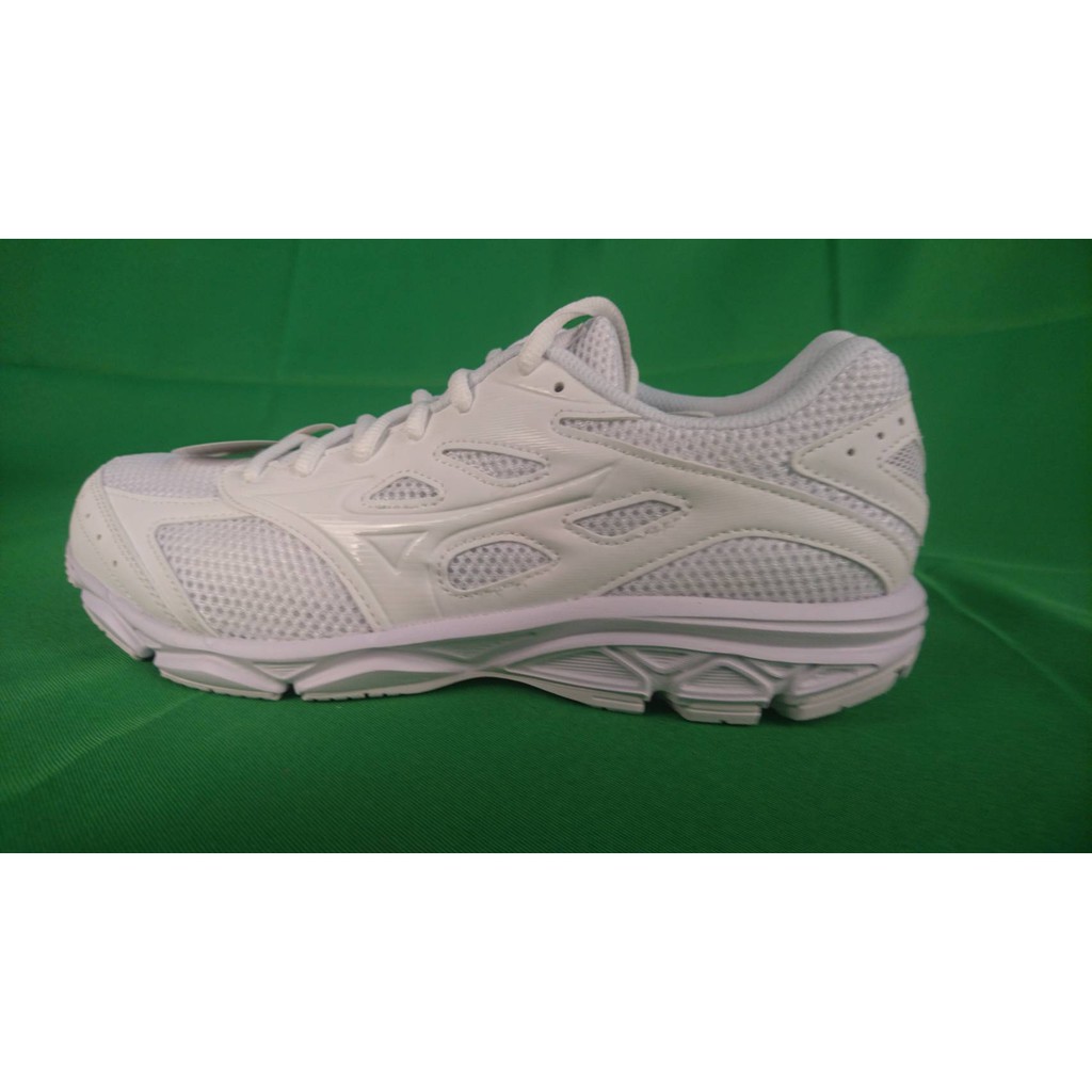 mizuno maximizer 20
