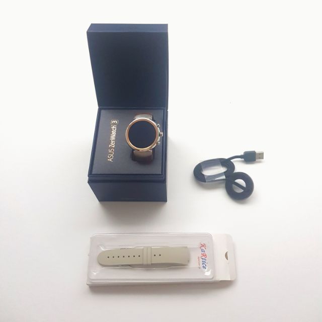 Asus ZenWatch3  二手很新 一切正常 送錶帶 可議價 便宜出售