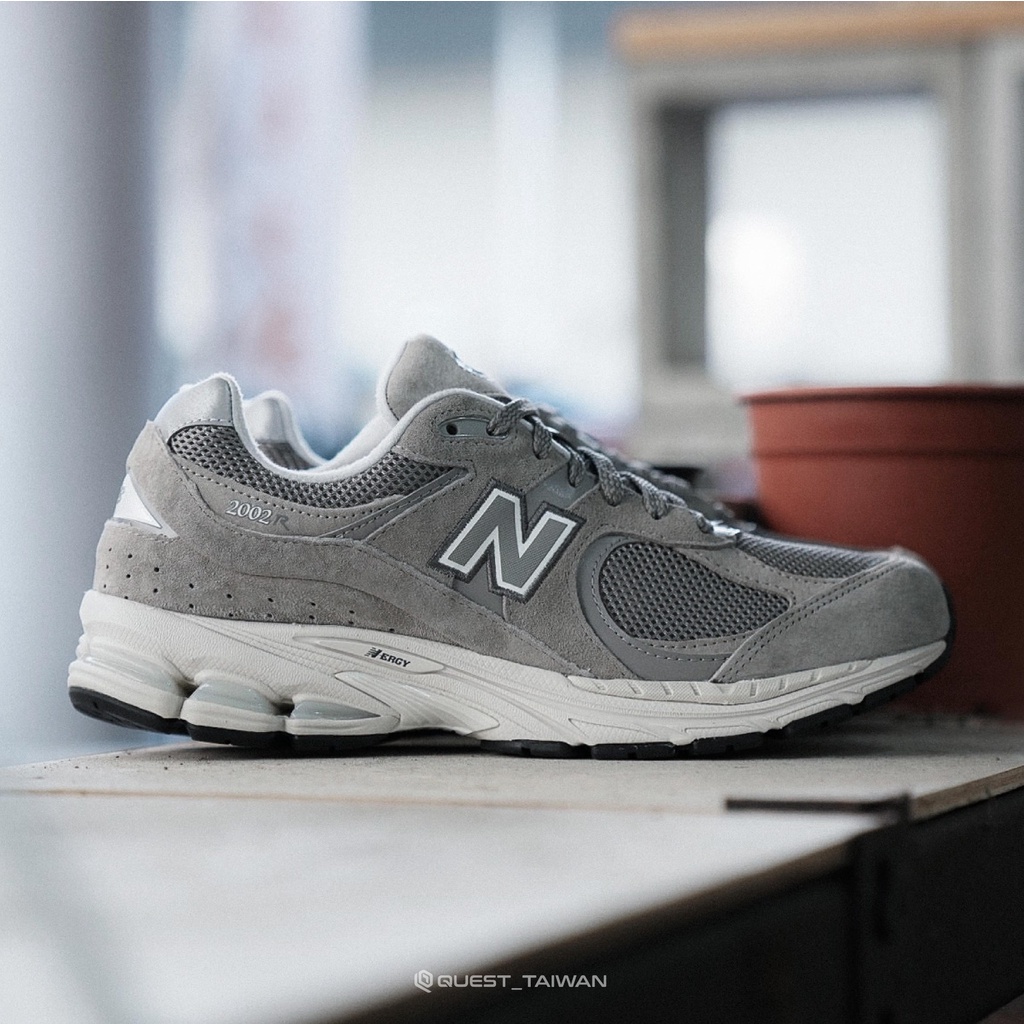 【QUEST】現貨 New Balance 2002R 灰色 石墨灰 元祖灰 咖灰 ML2002RC