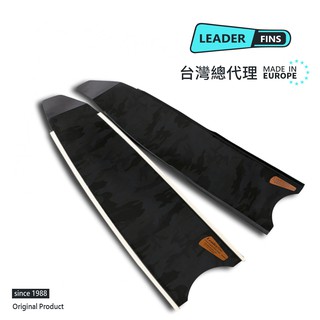 【Leaderfins】〈黑夜迷彩 基本款〉玻璃纖維蛙鞋板 - 臺灣總代理
