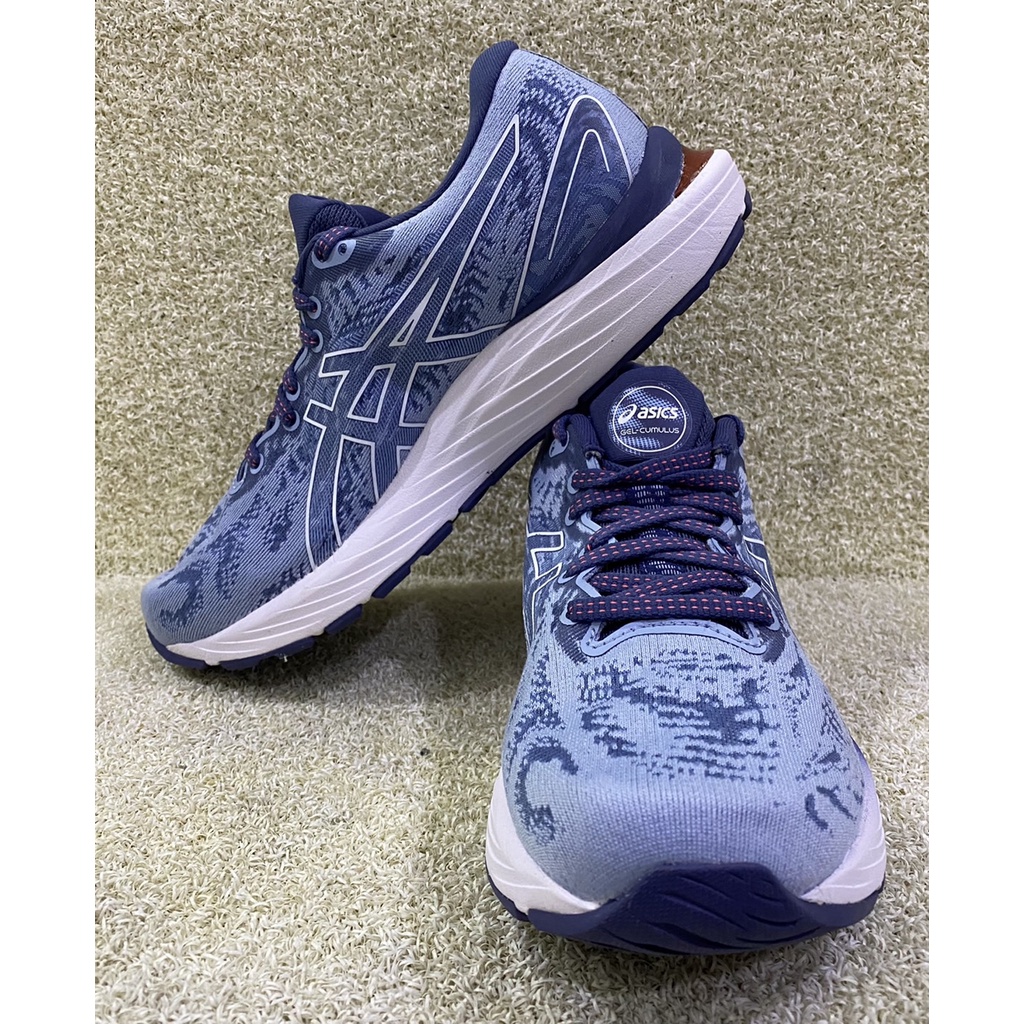 sneakers without laces