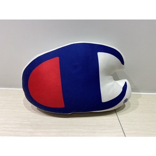 Champion Pillow 白藍紅冠軍大c 經典logo 造型抱枕枕頭棉質布面禮品居家 蝦皮購物