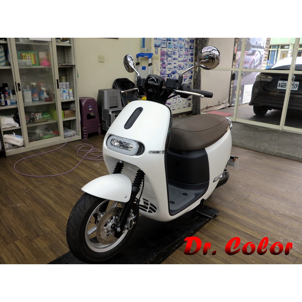 Dr. Color 玩色專業汽車包膜 gogoro 2 全車包膜細紋自體修復消光透明犀牛皮 (TOPPF)