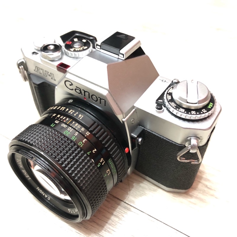 限時特賣 Canon AV-1銀黑美機 AE-1的姐妹機 含50/1.4大光圈鏡頭