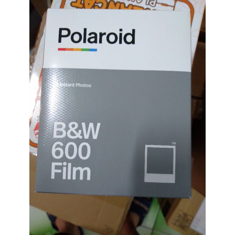 （現貨中天天寄）polaroid 600 film底片 黑白底片   （生產日期 2021.11  ）