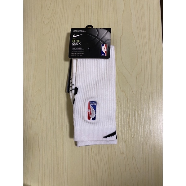 Nike NBA Quick Crew 市售版 中筒籃球襪