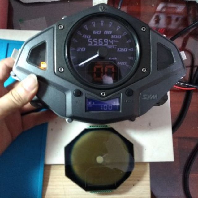 [台中東海 動輊科技]  NEW  FIGHTER 液晶儀表板維修 更換全新液晶螢幕 淡化 / 斷字 / 破裂 皆可維修