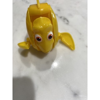 海底總動員Finding Nemo 黃色角色，變形玩具，高約6.5公分