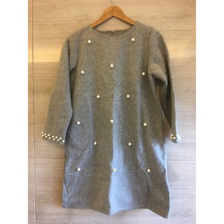 Nie Sansa 現貨 正韓精品服飾-厚毛呢長袖珍珠A字裙連身洋裝