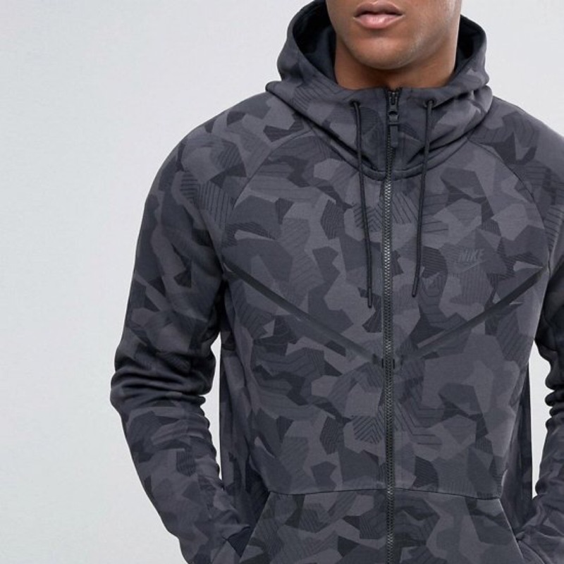 nike windrunner fleece