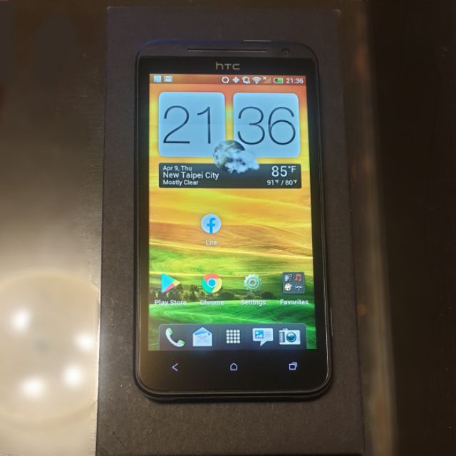 九成新 HTC Sprint EVO 4.7吋 16G 4G LTE 英文介面