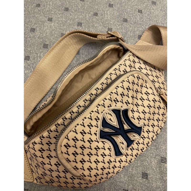 正品極新 MLB x gucci 腰包 米白藍