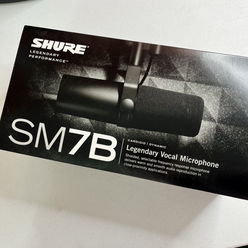 二手近全新-熱門款Shure SM7B - 動圈式麥克風