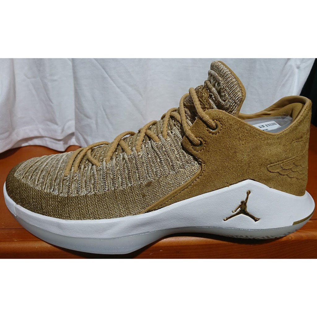 2018 九月 AIR JORDAN XXXII LOW AJ32 GS 籃球鞋 金 AA1257-700