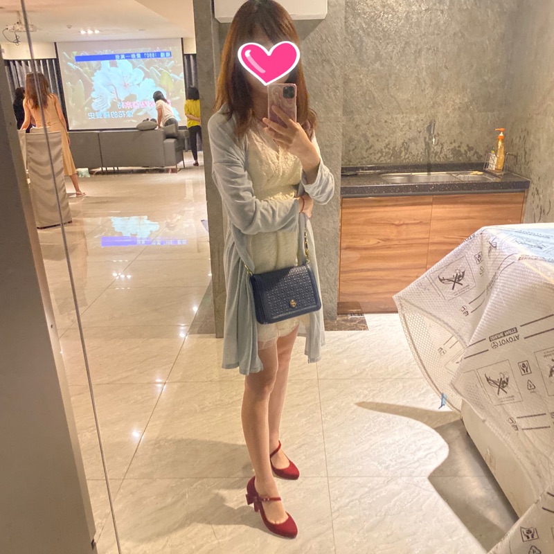 日本品牌lily Brown V領造型洋裝 蝦皮購物