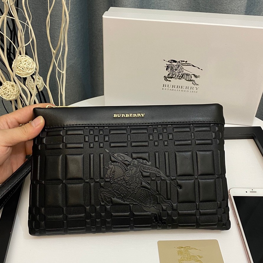 Burberry手拿包男的價格推薦 21年9月 比價比個夠biggo