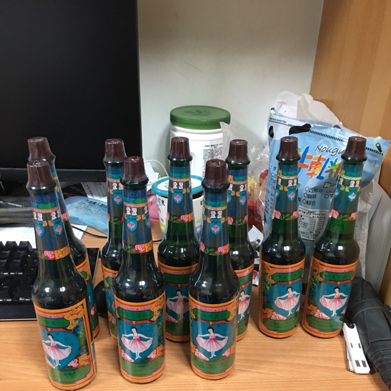 （政諺小舖）絕版品全新未拆封。明星花露水170ml          最後9瓶要買要快！！！！