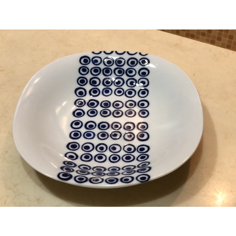 全新日本製西海陶器～波佐見燒盤子