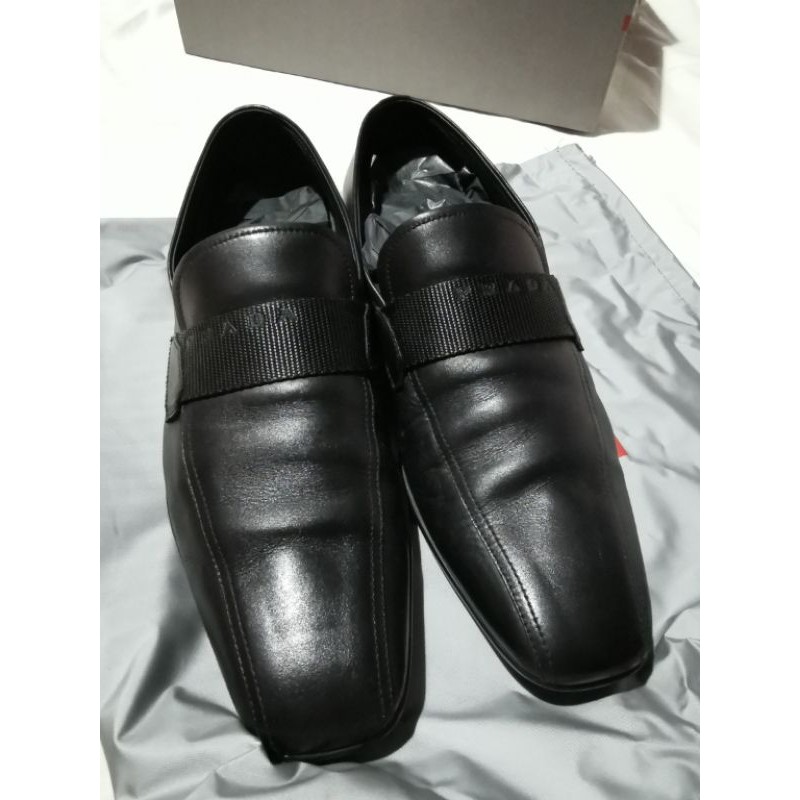 prada calzature uomo vitello plume