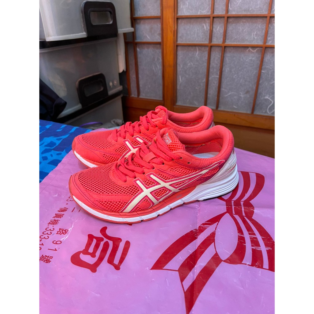 「 二手鞋 」 ASICS 女版運動休閒鞋 US6.5（粉橘）57