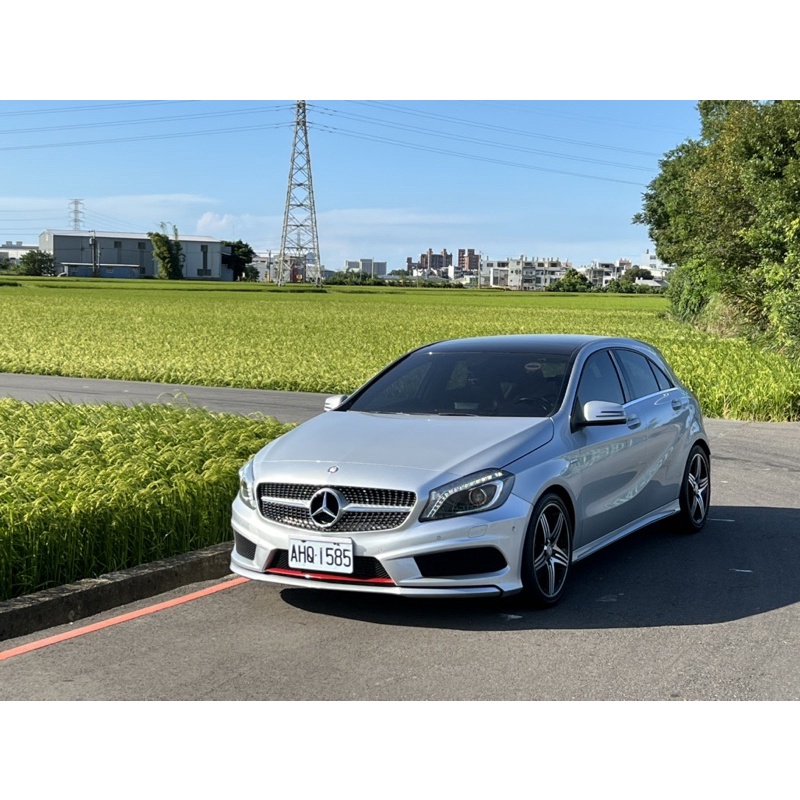 售2013年 BENZ A250 AMG SPORT版 跑8萬 認證車 總代理 無待修 全額貸 0987707884 汪